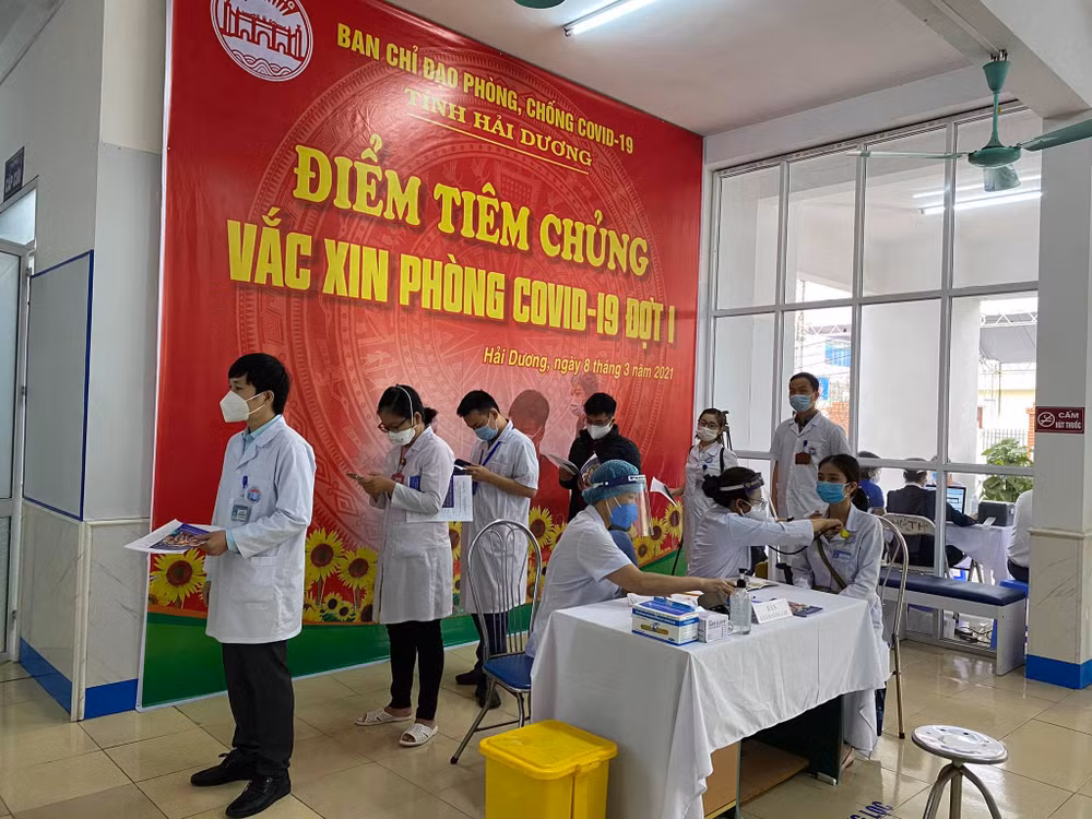 Bộ Y tế hướng dẫn tạm thời khám sàng lọc trước tiêm chủng vaccine phòng Covid-19