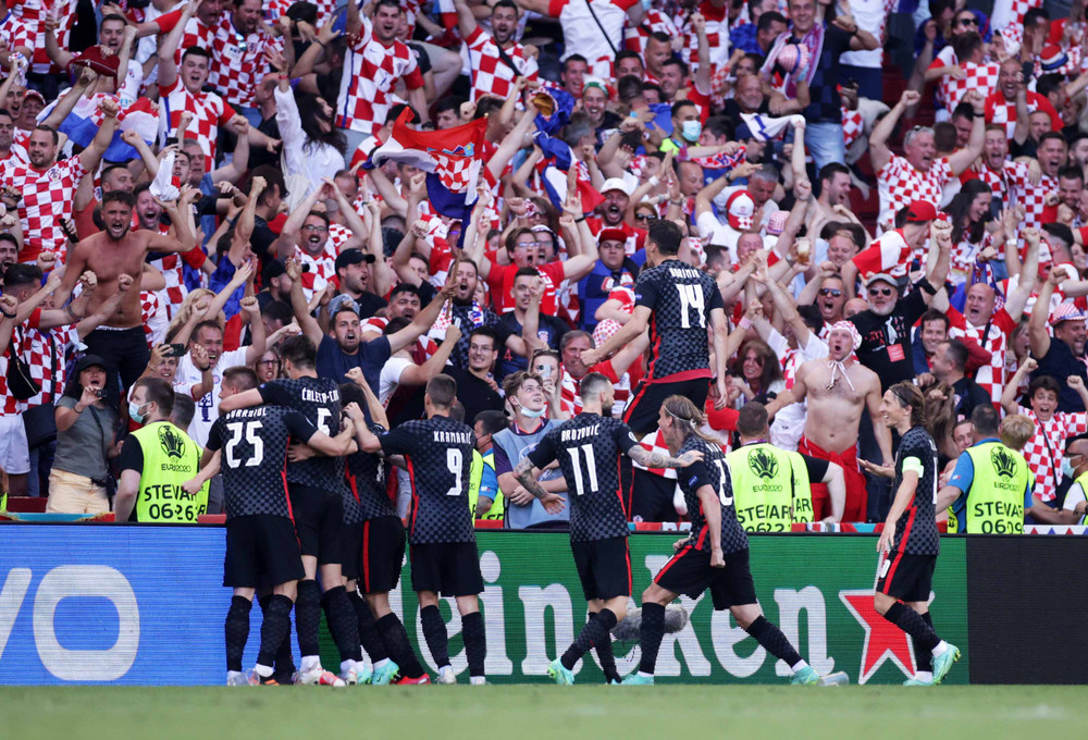 Khoảng thời gian bùng nổ của Croatia khi tưởng chừng chiến thắng đã về tay Tây Ban Nha. Tây Ban Nha 5 - 3 Croatia: Cơn mưa bàn thắng trên sân Parken -0