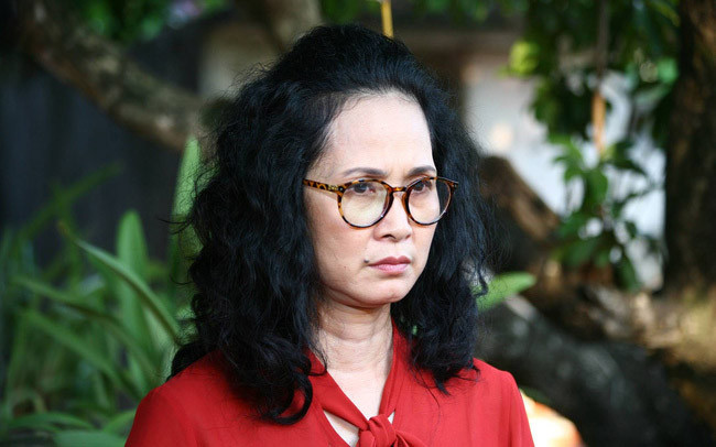 NSND Lan Hương trong phim "Sống chung với mẹ chồng". Nghệ sĩ bức xúc vì bị mượn tên quảng cáo -0