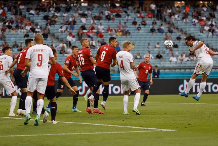 Thắng thuyết phục, Đan Mạch thẳng tiến bán kết EURO 2020 -0