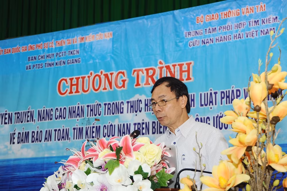 Nâng cao kỹ năng xử lý sự cố trên biển cho ngư dân, giảm rác thải nhựa -0