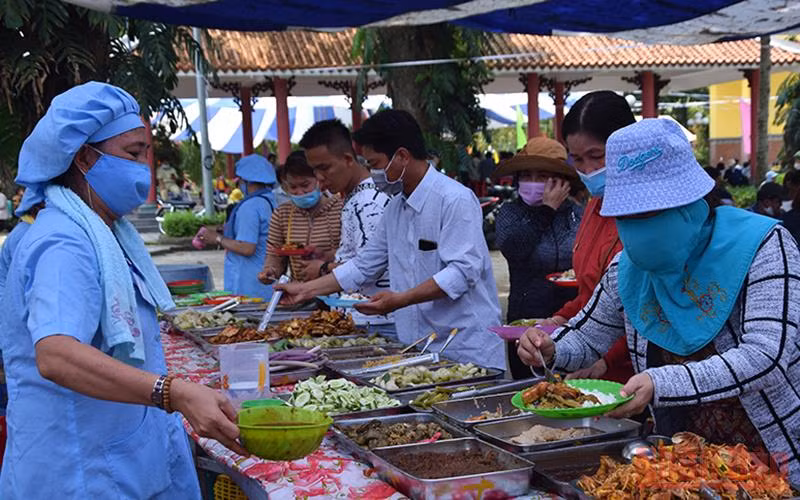 Sức hút từ Lễ hội Vía Bà Chúa Xứ tại Khu Di tích Quốc gia đặc biệt -0