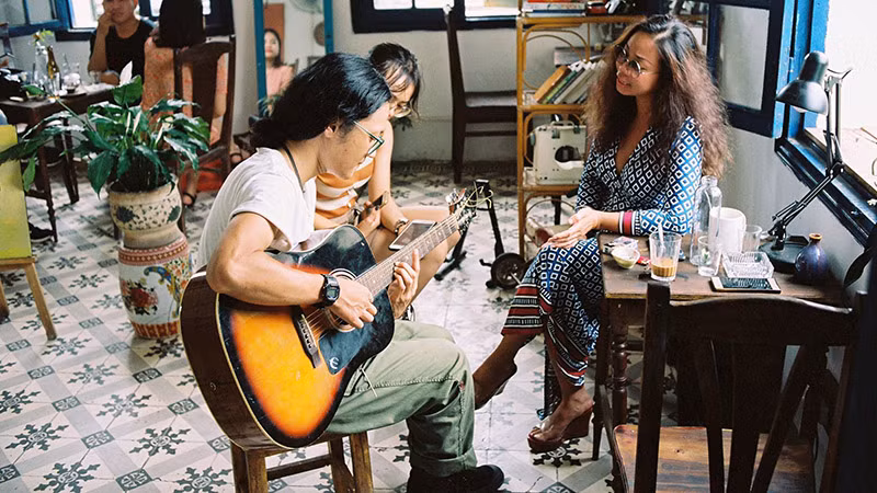 Mở lại những cánh cửa -0