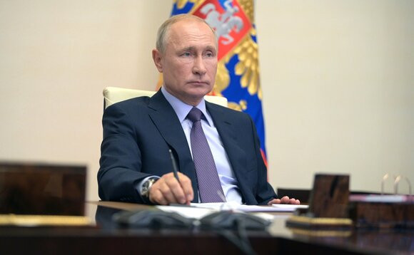 Tổng thống Nga V. Putin chủ trì cuộc họp trực tuyến lớn về khả năng ứng phó làn sóng Covid-19 thứ hai. (Nguồn ảnh: Kremlin.ru)