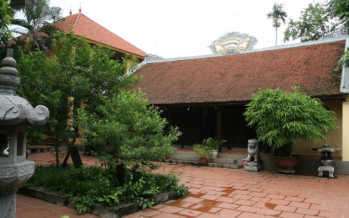 Nhà tưởng niệm đồng chí Tô Hiệu, xã Nghĩa Trụ, huyện Văn Giang, Hưng Yên.