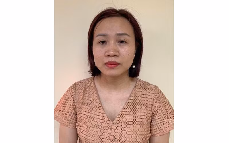 Bị can Hoàng Kim Thư. 