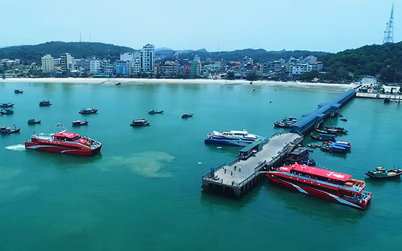 Cầu Cảng Cô Tô (Quảng Ninh).