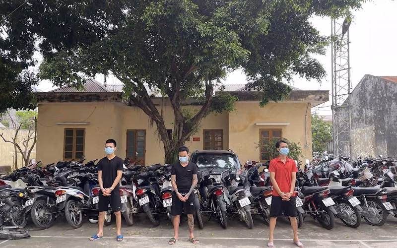 Ba đối tượng cho vay lấy lãi ​nặng trong giao dịch dân sự bị bắt giữ.