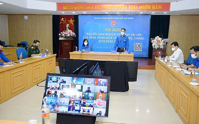 Đồng chí Ngô Văn Cương, Bí thư Trung ương Đoàn, phát biểu ý kiến tại Hội nghị.