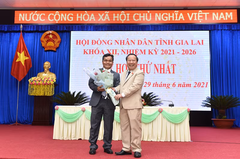 Bến Tre bầu tân Chủ tịch Hội đồng nhân dân tỉnh -0