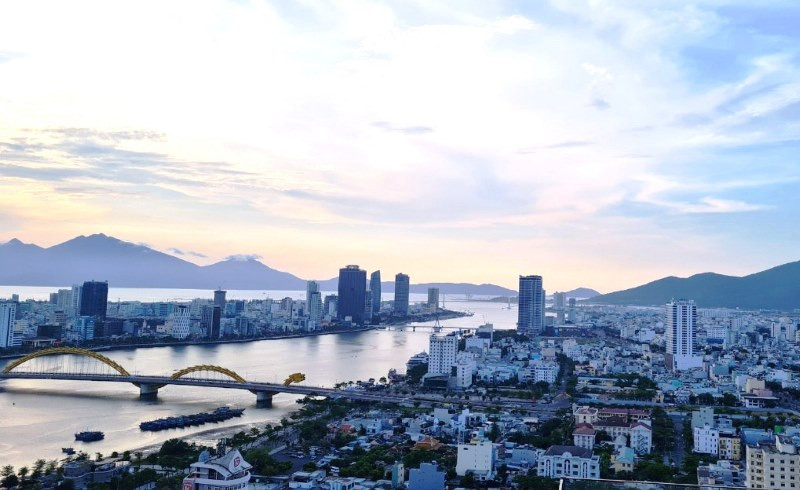 Đà Nẵng đang nỗ lực khôi phục kinh tế, lấy lại đà tăng trưởng. Đà Nẵng nỗ lực khôi phục đà tăng trưởng -0