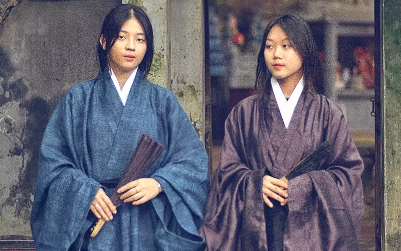 Trình diễn nhuộm vải bằng thảo mộc và cổ phục Việt tại triển lãm Ba Ngàn ART-Ninh Bình -0