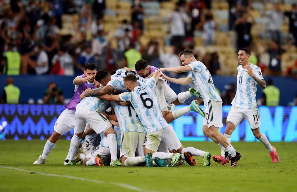 Cận cảnh Messi cùng Argentina vô địch Copa America 2021 -0
