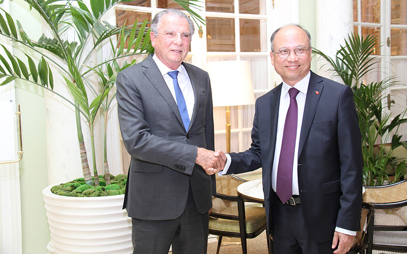 Đại sứ Đinh Toàn Thắng gặp ông Michel Dotta, Chủ tịch Hội đồng Kinh tế Monaco. Việt Nam và Monaco có nhiều tiềm năng hợp tác -0