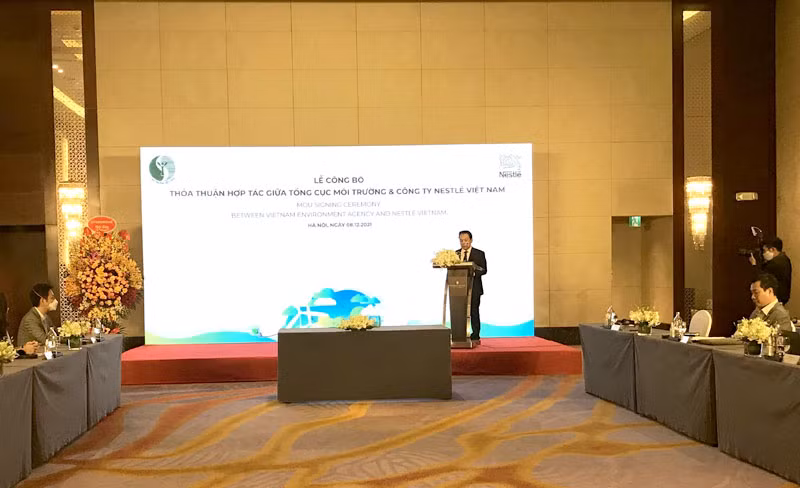 Lễ công bố hợp tác tuyên truyền, thúc đẩy quản lý bao bì bền vững.