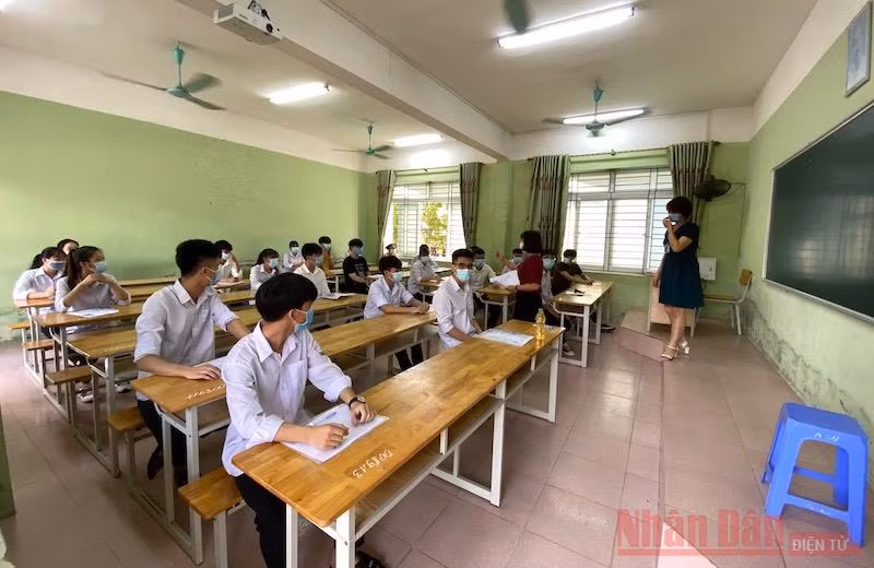 Thí sinh Kỳ thi tốt nghiệp THPT 2020 tại Điểm thi Trường THPT Minh Châu (Yên Mỹ, Hưng Yên)