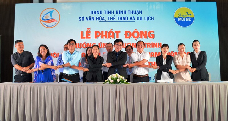 Các doanh nghiệp du lịch hai tỉnh Bình Thuận, Lâm Đồng ký kết hợp tác kích cầu du lịch giữa hai địa phương. Phát động Chương trình “Người Việt Nam đi du lịch Việt Nam” -0