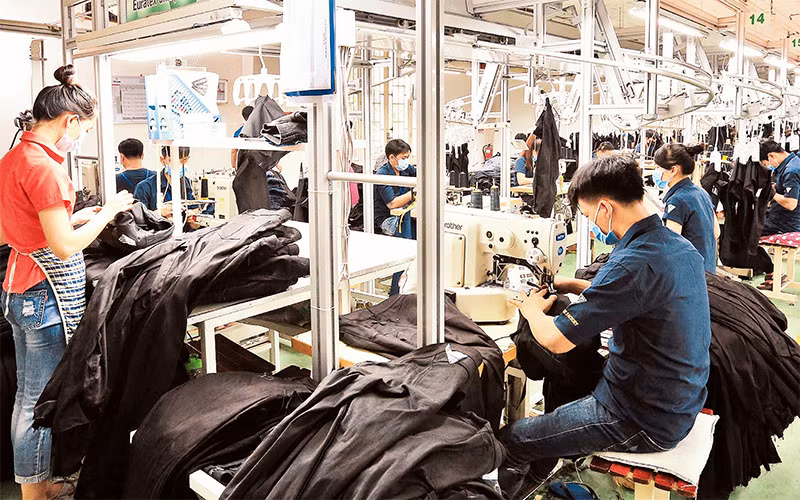 Lao động tại Công ty Việt Thắng Jeans (Ảnh minh họa: Phương Vy).