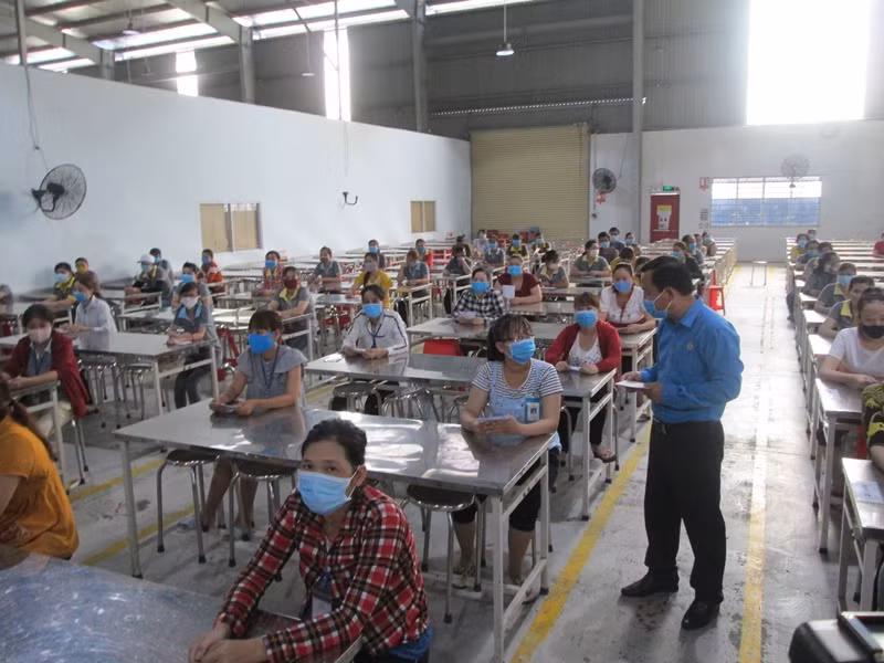 Long An kích hoạt chống dịch tại khu công nghiệp ở mức cao nhất -0