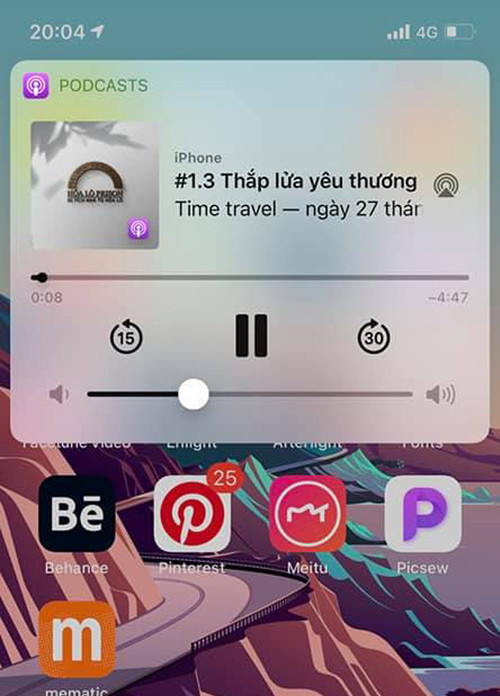 Triển lãm "Thắp lửa yêu thương" bằng hình thức phát thanh miễn phí trên ứng dụng Apple Podcast (Ảnh: Fanpage Di tích Nhà tù Hỏa Lò) Ứng dụng công nghệ số đưa lịch sử đến gần hơn với công chúng trẻ -0