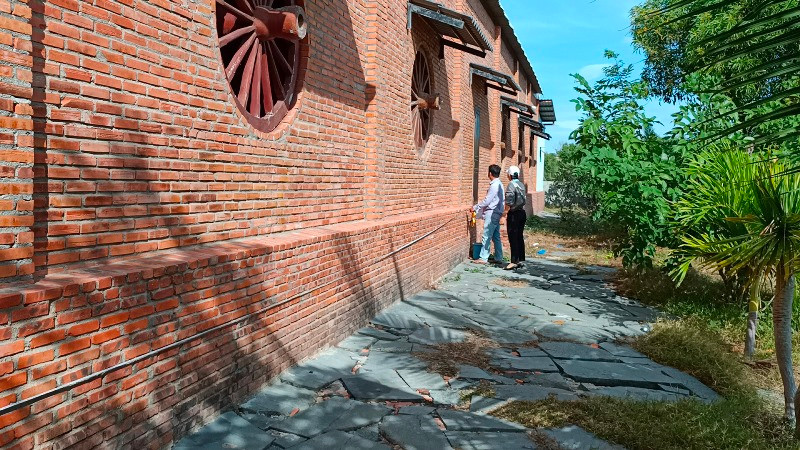 Một công trình xây dựng trái phép của vợ chồng bà Trần Thị Ngọc Nữ tại khu phố Long Sơn, phường Mũi Né trên thửa đất nhà nước bị lấn chiếm. (Ảnh: CTV)