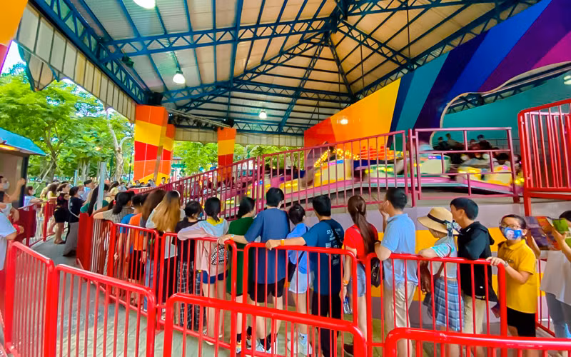 Thách thức đi tìm cái mới từ cơn khát du lịch -0