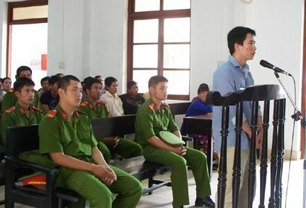 Bị cáo Lê Khắc Sáu trước tòa