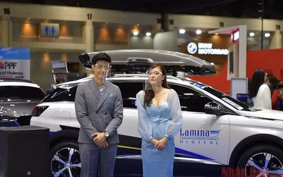 Mãn nhãn ở Triển lãm ô-tô quốc tế lần thứ 41 tại Bangkok