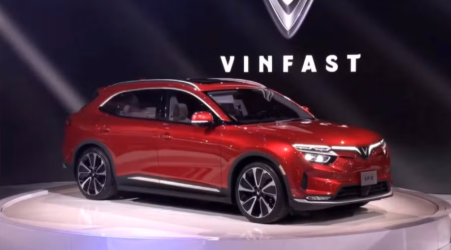 VinFast ra mắt 3 mẫu xe điện mới tại triển lãm CES ở Mỹ -0