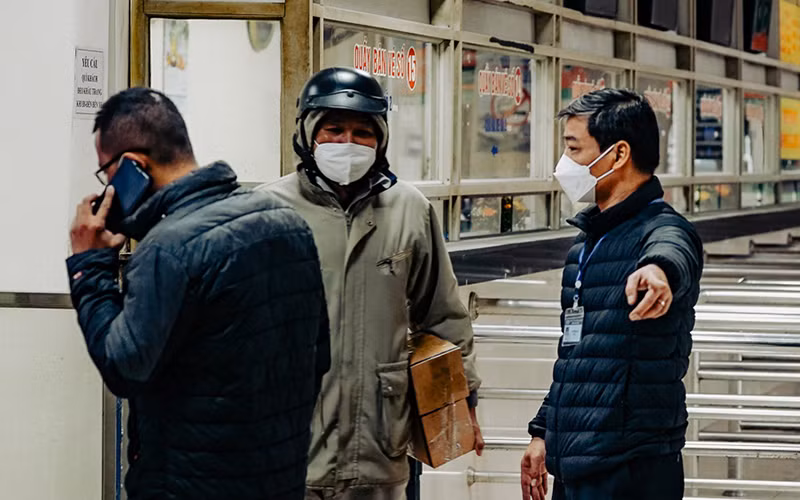 Bến xe đìu hiu ngày giáp Tết Dương lịch -0