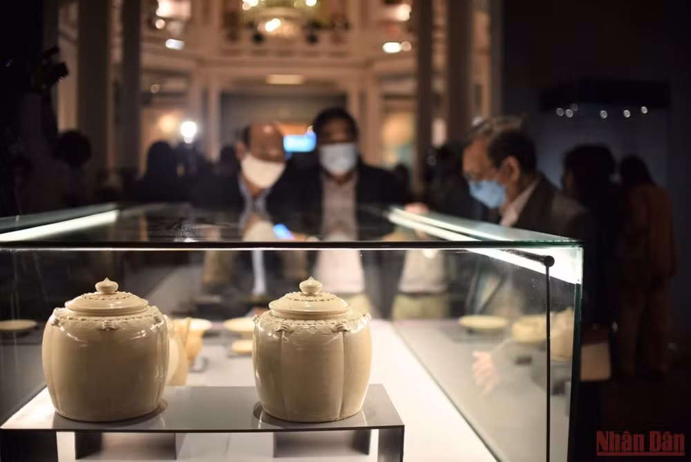 Nét riêng biệt của gốm Việt nghìn năm -0