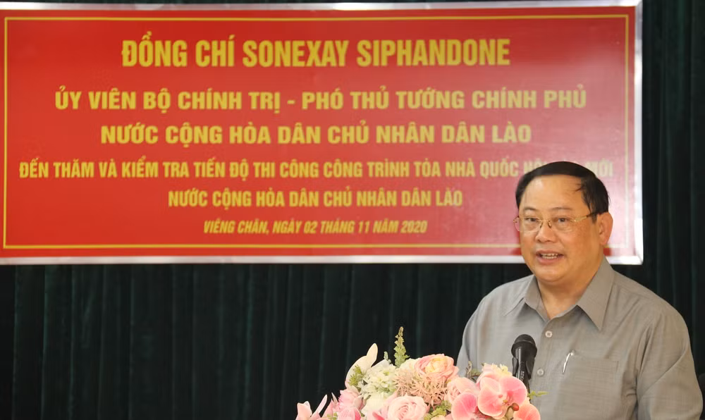 Phó Thủ tướng Lào thăm, kiểm tra tiến độ thi công Nhà Quốc hội Lào mới -0