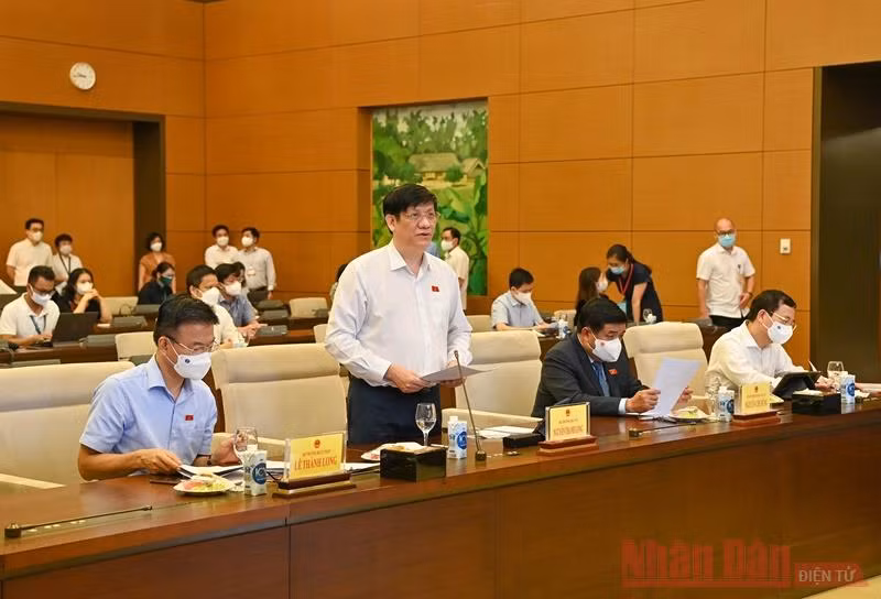 Trình Quốc hội đưa nội dung phòng, chống dịch bệnh Covid -19 vào Nghị quyết Kỳ họp thứ nhất -0