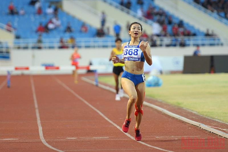 Nguyễn Thị Oanh đã có được 3 Huy chương Vàng tại SEA Games lần này. (Ảnh: THÀNH ĐẠT) SEA Games 31 ngày 15/5: Thể thao Việt Nam “bội thu” Huy chương Vàng -0