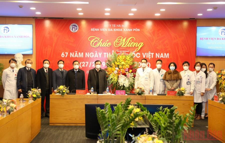 Bí thư Thành ủy Đinh Tiến Dũng và đoàn đến thăm, chúc mừng Bệnh viện Đa khoa Xanh Pôn. Nâng cao chất lượng phục vụ, xây dựng hình ảnh y tế Thủ đô -0