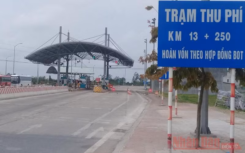 Chưa có phương án khả thi để “giải cứu” trạm thu phí BOT Kiến Xương, Thái Bình.