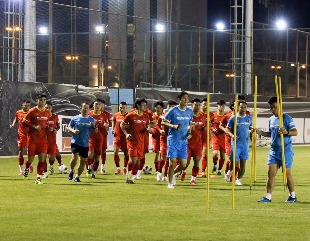 Buổi tập thứ hai của đội tuyển Việt Nam: Củng cố tấn công, phòng ngự -0