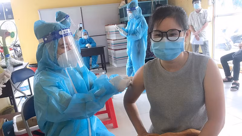 Bình Dương triển khai tiêm thêm 1 triệu liều vaccine -0