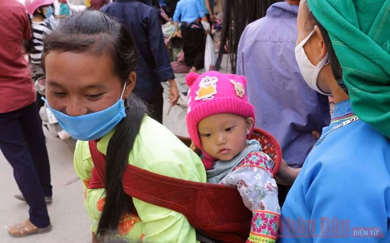 Lôi cuốn Chợ phiên Cốc Pài -0