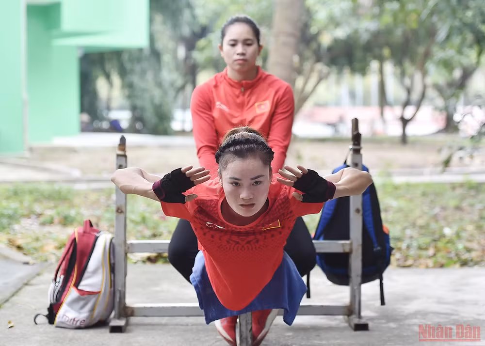 Trọng trách môn Thể thao nữ hoàng -0