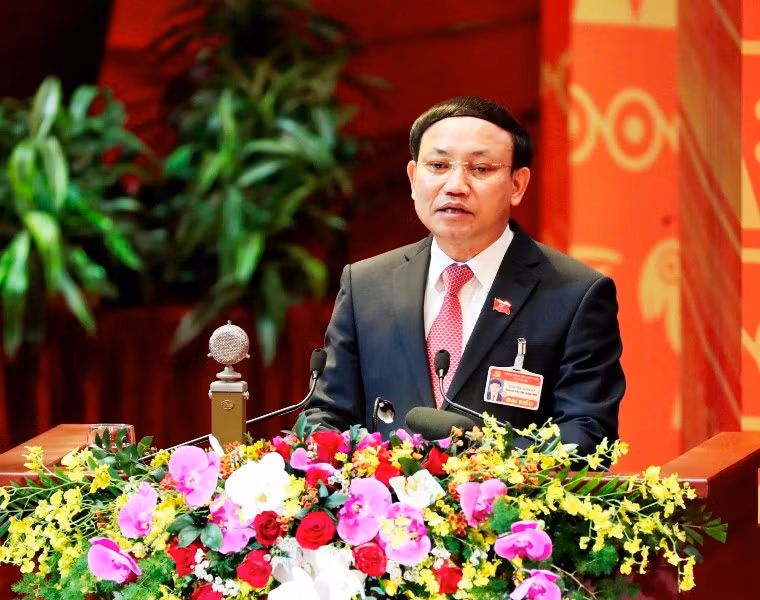 Bí thư Tỉnh ủy Quảng Ninh Nguyễn Xuân Ký phát biểu tham luận.