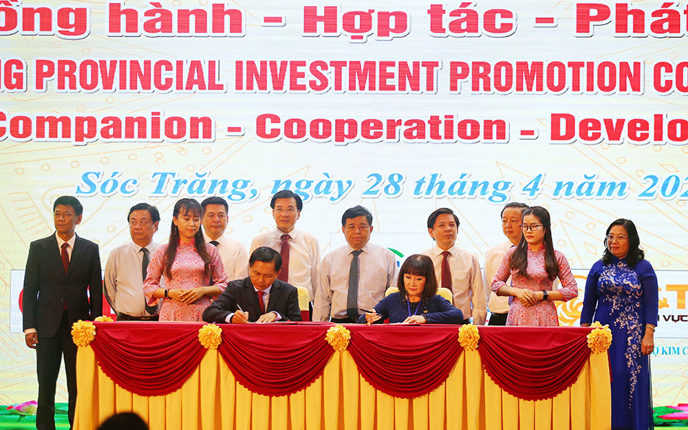 Ký kết biên bản ghi nhớ tại Hội nghị xúc tiến đầu tư tỉnh Sóc Trăng 2022. Xây dựng môi trường đầu tư lành mạnh, trách nhiệm, hợp tác phát triển -0