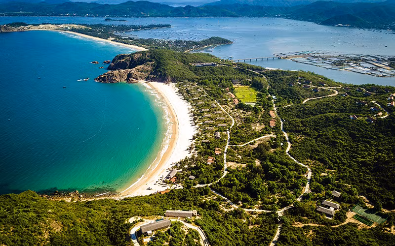 Khu nghỉ dưỡng Zannier Hotels Bãi San Hô tại thị xã Sông Cầu - một điểm sáng về thu hút đầu tư của tỉnh Phú Yên. Ảnh Zannier Hotels