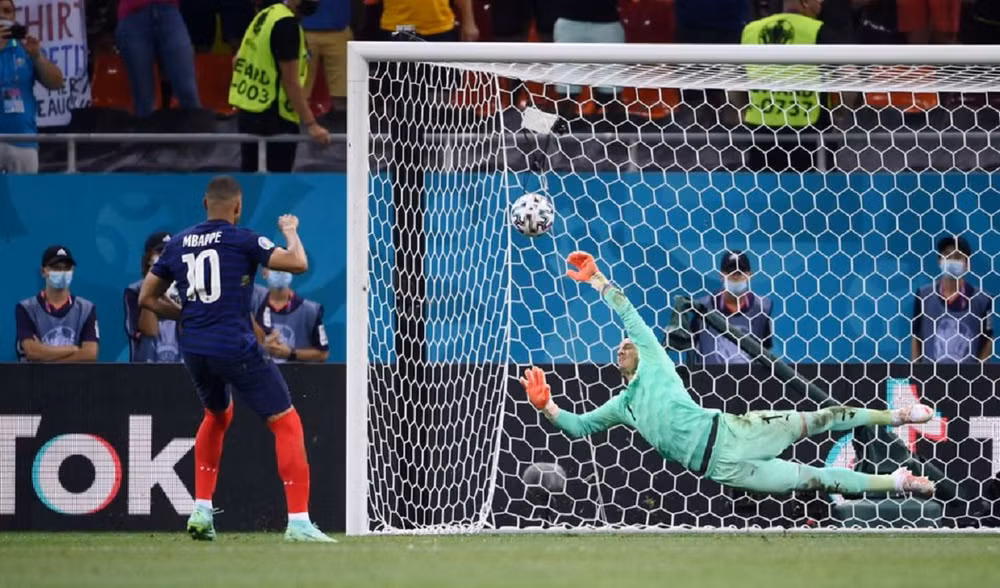 Cận cảnh Pháp gục ngã trên chấm luân lưu, nhường vé vào tứ kết Euro cho Thụy Sĩ -0