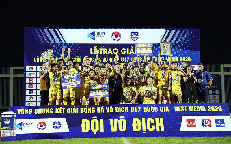 Cách đào tạo truyền thống của SLNA vẫn có "đất sống", nhưng về lâu về dài vẫn cần được đầu tư nhiều hơn.
