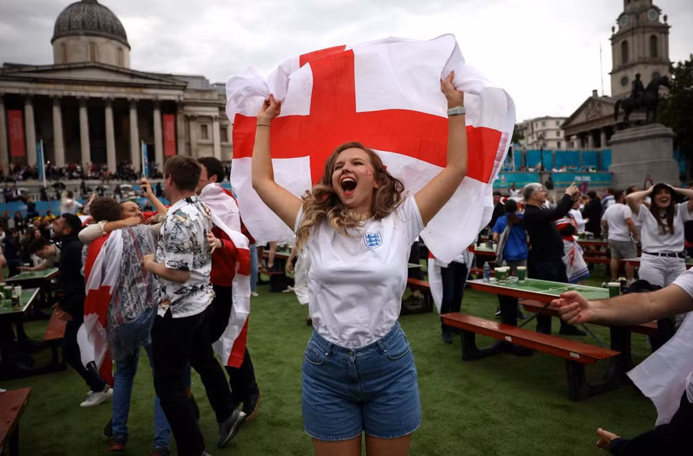 Niềm vui và nước mắt - hai chiều cảm xúc trái ngược sau chung kết EURO 2020 -0