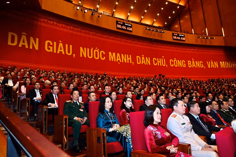 Đại biểu tiếp tục thảo luận các văn kiện Ðại hội -0