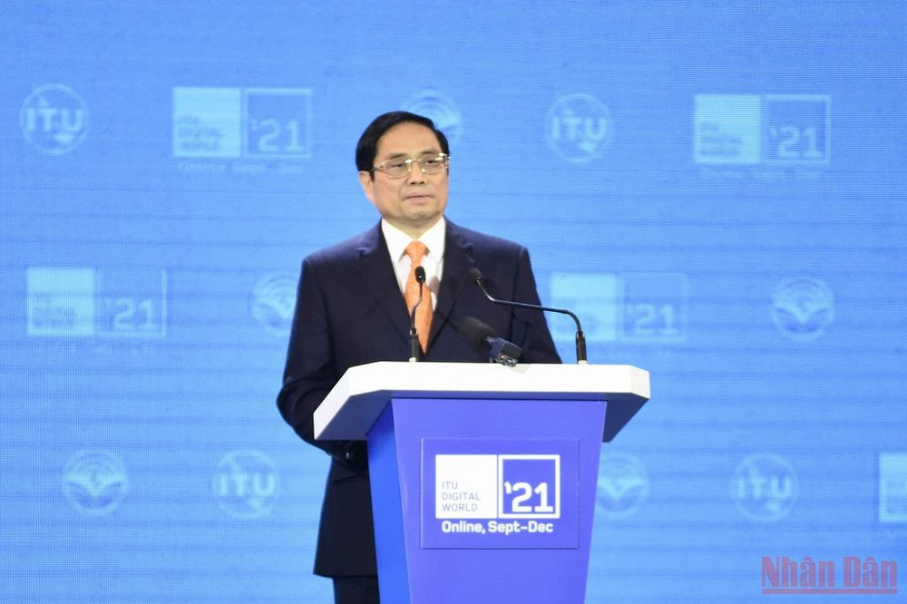 Thủ tướng Chính phủ Phạm Minh Chính, Chủ tịch Ủy ban quốc gia về Chuyển đổi số phát biểu. Ảnh: MINH DUY Thủ tướng Phạm Minh Chính: Chuyển đổi số để xây dựng thế giới số không phải của riêng một quốc gia -0