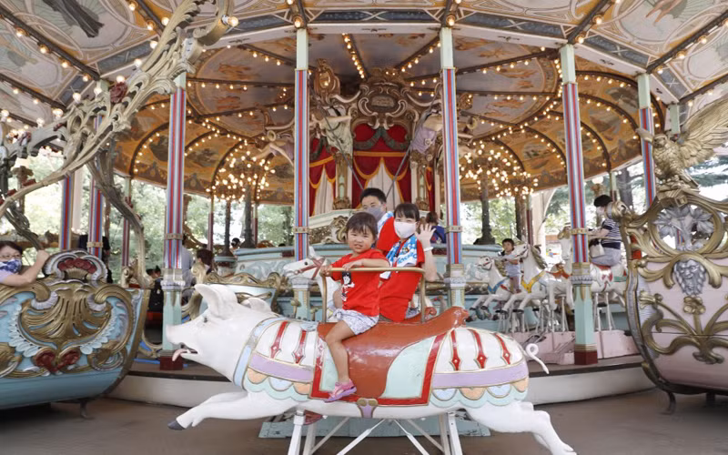 Chia tay công viên giải trí 94 năm, người Nhật chờ đón công viên Harry Potter -0