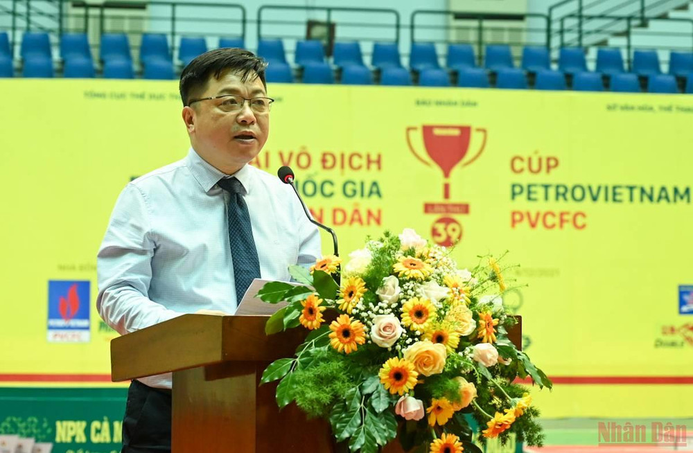 Phó Tổng Biên tập Báo Nhân Dân Quế Đình Nguyên phát biểu bế mạc giải. giaibongbanbaonhandan_8218-1638626870192.jpeg